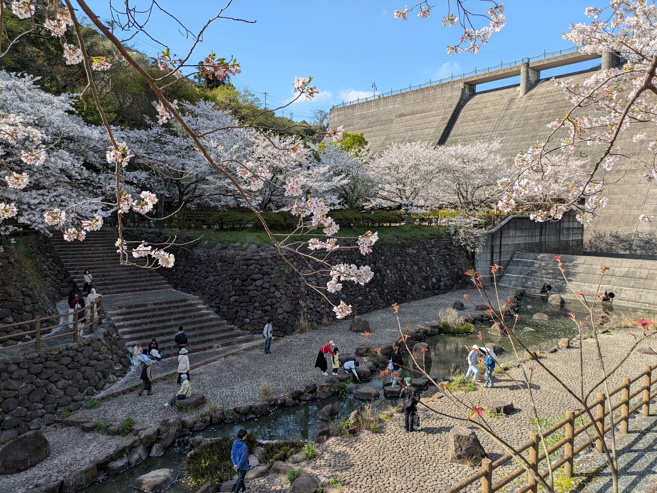 西山ダム2.jpg
