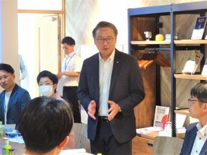 知事