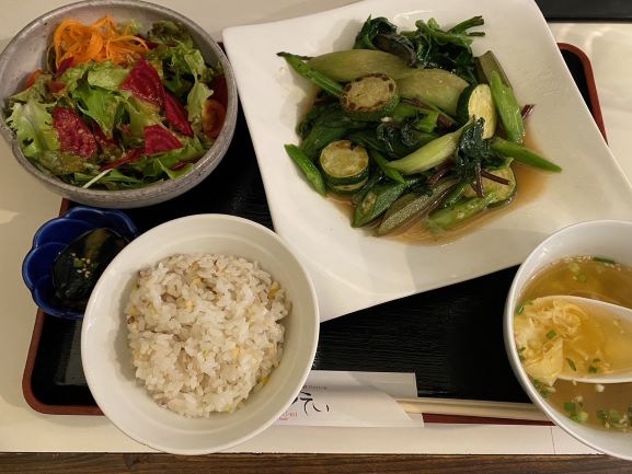 30 杏てい 旬の野菜炒めセット