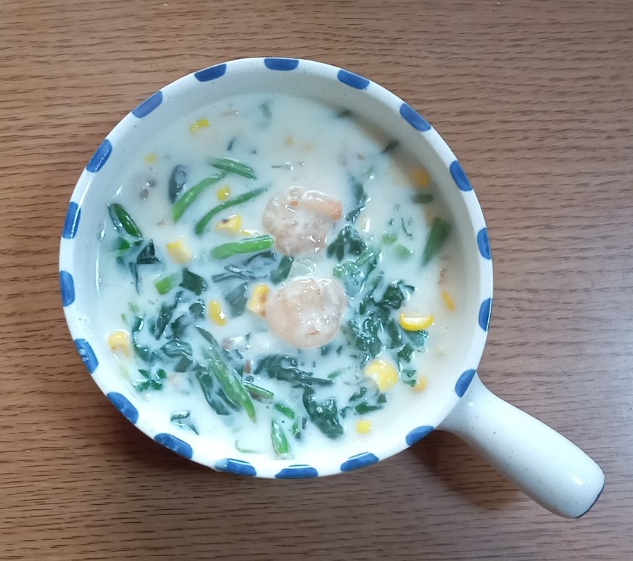 ほうれん草とえびのクリーム煮
