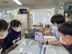 デジタルコンテンツ説明の様子