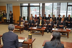 授与式の様子_R