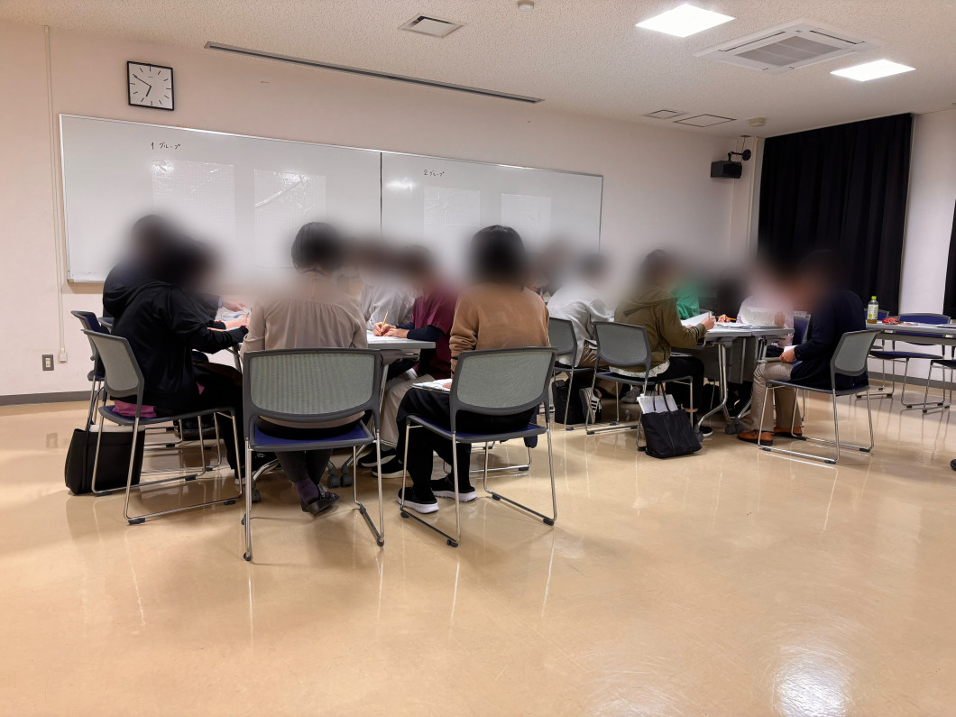 07 HP掲載用(ワーク中1)