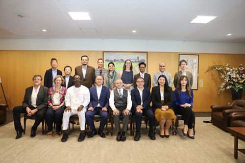 352aada7-4803-470c-afe0-b710a292ba3c_R