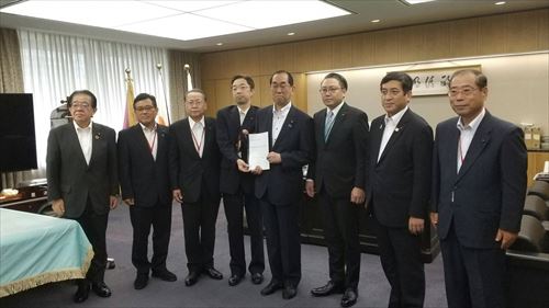 519210754524577953_R