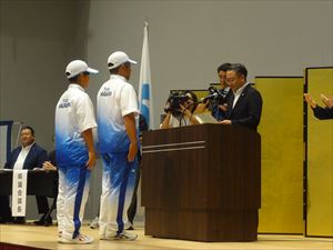 監督証・選手証授与_R