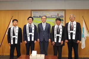 20241128_宮中献穀記念米の贈呈 (35)_R