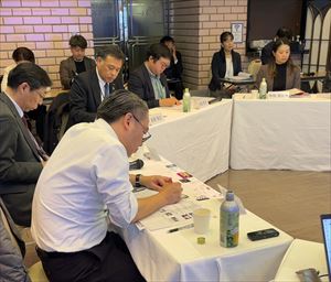 会の様子①_R