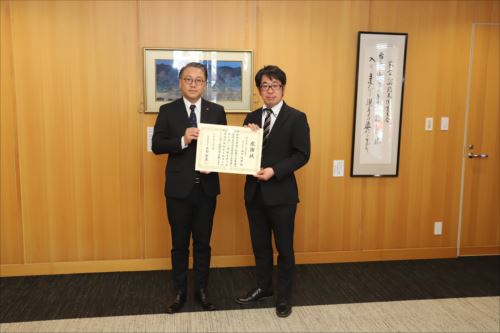 01　十八親和銀行_R