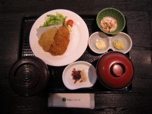 昼食（アジフライ定食）