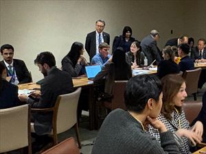 意見交換の様子_R