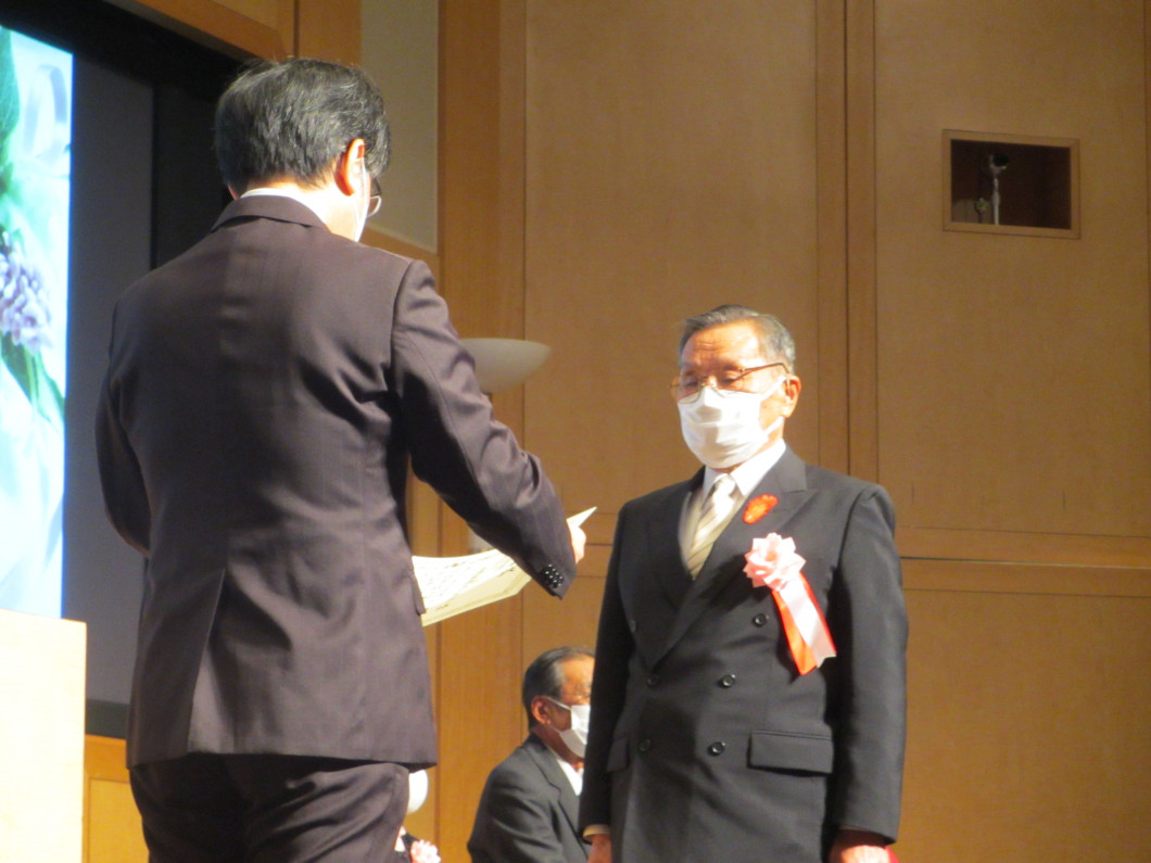 令和4年度表彰式写真その2