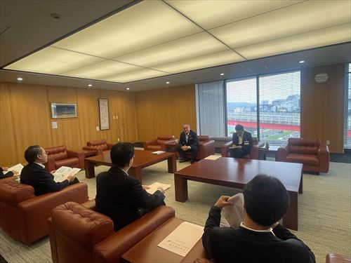 佐世保商工会議所100周年提言書手交_R