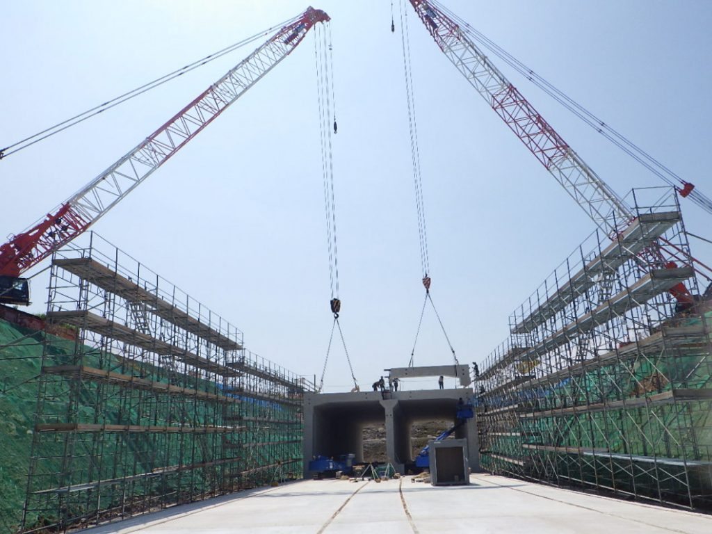 カルバート据付状況①