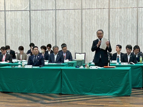 県、市町連携会議知事説明起立版