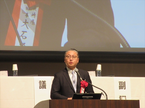 祝辞を述べる大石知事_R